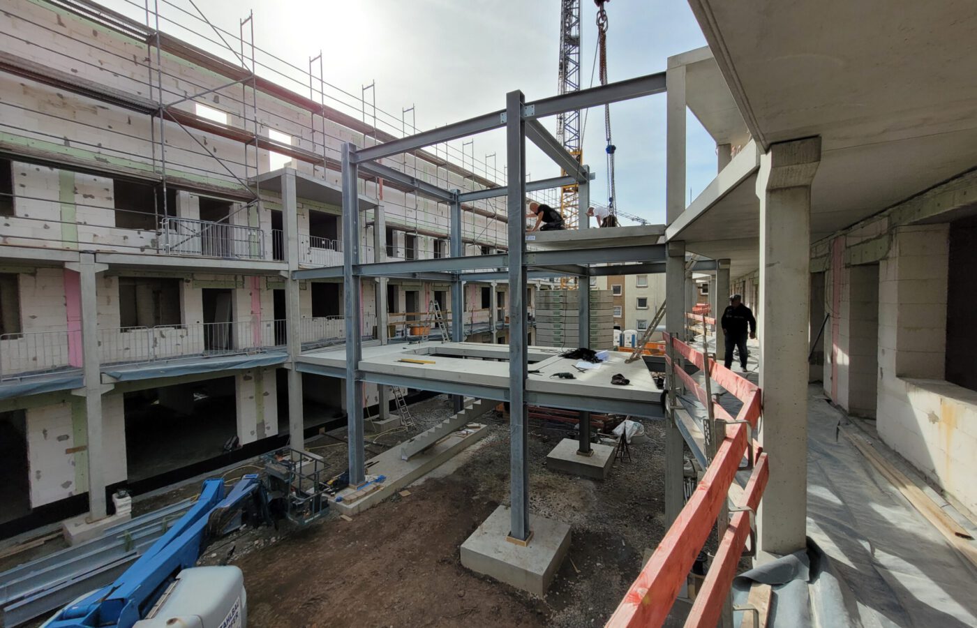 Stützen, Treppen und Laubengänge aus Betonfertigteilen | Rs Bausysteme GmbH